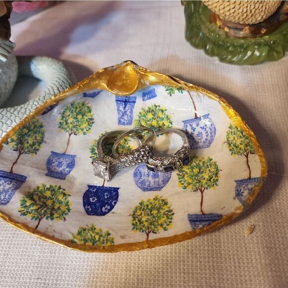 DECOUPAGE LEMON TREE CLAM SHELL - Picture 4 of 8
